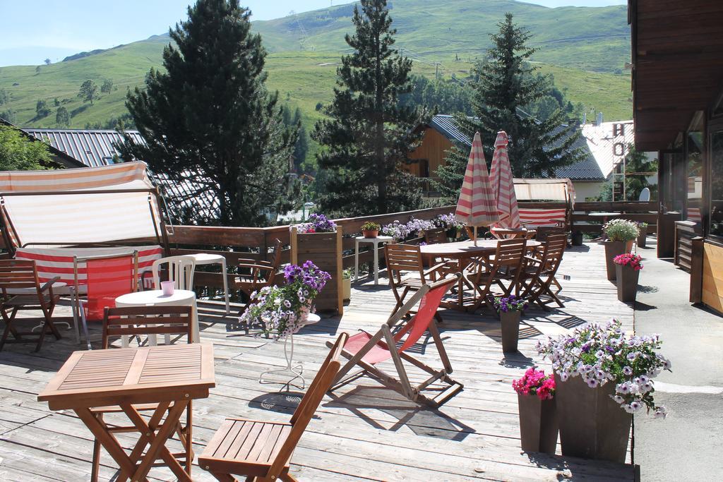 Hotel Adret Les Deux Alpes Buitenkant foto